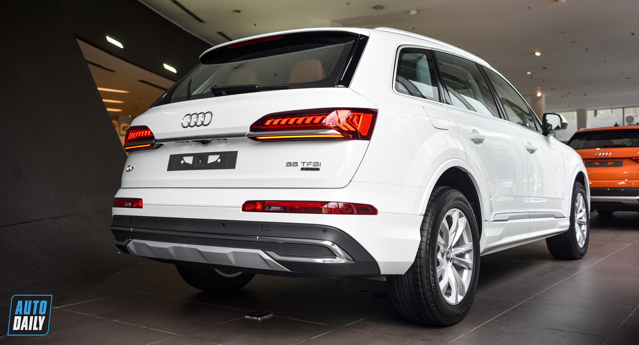Ảnh Chi Tiết Audi Q7 2020 Vừa Ra Mắt Tại Việt Nam